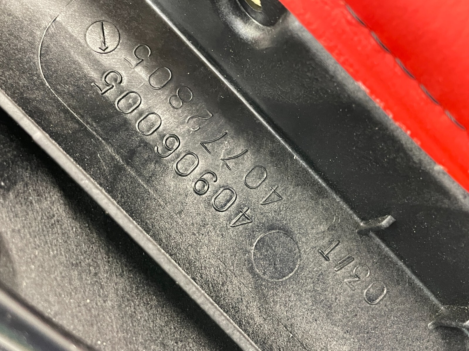 13 14 Maserati Granturismo M145 Front Right Seat Lower Cushion Red 1458 OEM