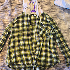 Green Plaid Flannel Hooded Button-Up Shirt Long Sleeve Collared Size L