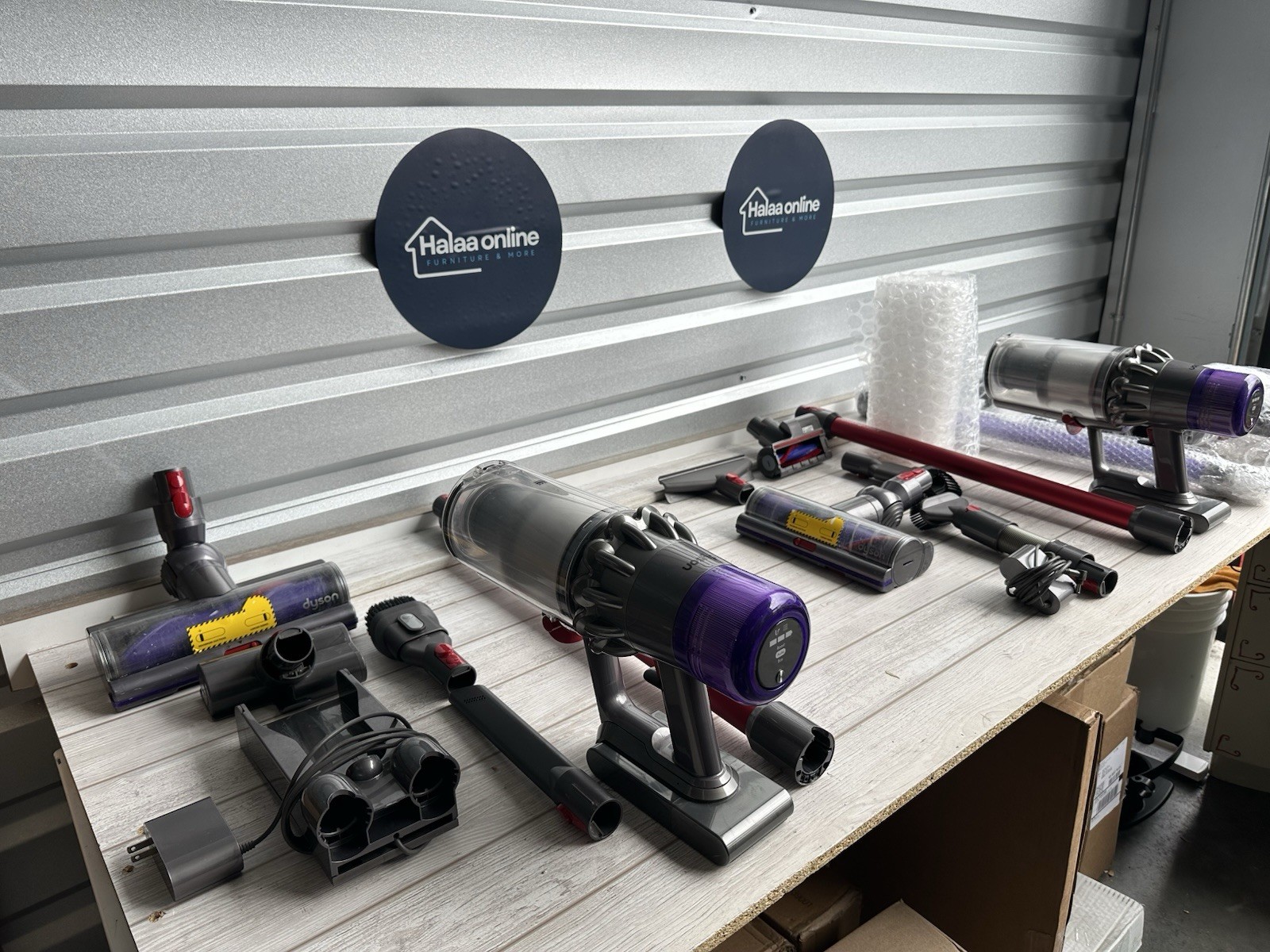 Dyson V11 – Red (Used, Good Condition)💨 Powerful Cordless Vacuum | Works Great