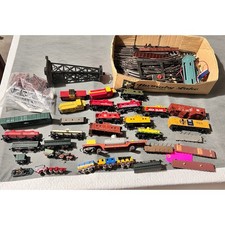 Vintage HO N Scale Model Train Lot Locomotives Track Accessories