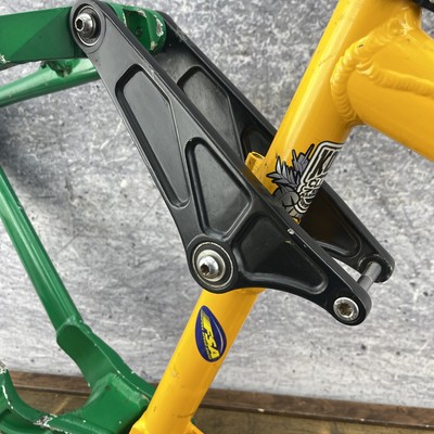 Vintage Kona Stinky Dee-Lux Frame 18in Aluminum Freeride DH 90s