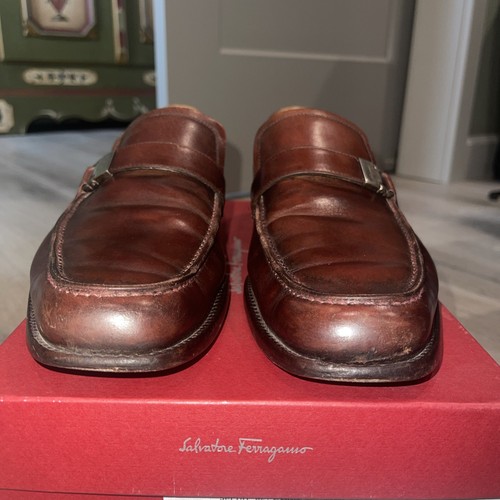 SALVATORE FERRAGAMO men's shoes 10.5 EE Brown leather logo loafer made in Italy. - Picture 4 of 8