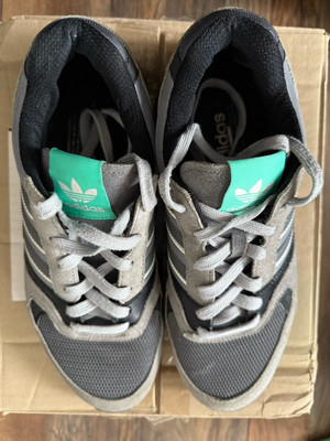 Adidas Quesence Grau Türkis, Größe 44