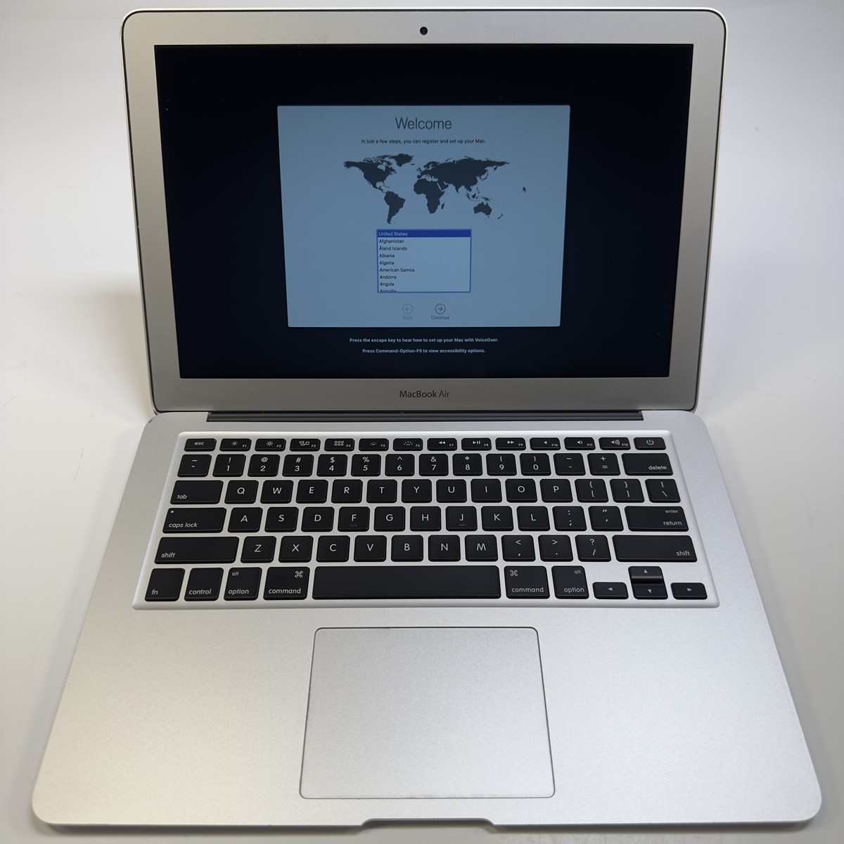 Apple MacBook Air 13-Inch 2014 Core i5 1.4GHz 4GB RAM 128GB HD for 