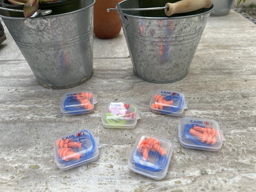 Silicone Reusable Corded Swimming Earplugs With Plastic Case Noise Reduction 2 P - Picture 2 of 5