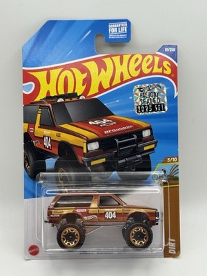 Hot Wheels Factory Sealed 2025 Set Dirt Chevy Blazer 4x4 - 1:64 Diecast