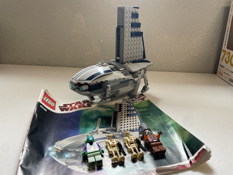 LEGO Star Wars 8036 Separatist Shuttle w/ Instructions, missing 1 fig