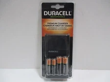 NEW Duracell Rechargeable Premium Charger Includes 2 AA and 2 AAA NiMH Batteries