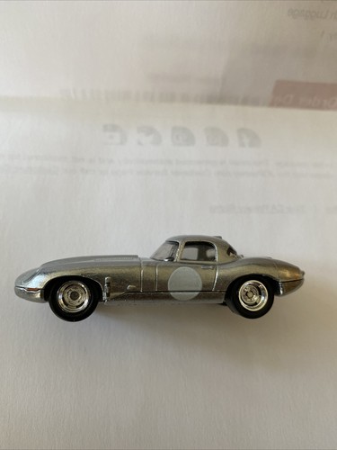HOT WHEELS Team Transport NEW LOOSE custom JAGUAR E TYPE LIGHT-WEIGHT From box - Picture 4 of 6