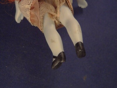 POUPEE MIGNONETTE TETE BISCUIT/PORCELAINE YEUX VERRE fixes jus de