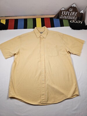 LL Bean men button up shirt short sleeve size L vintage hong kong classic fit