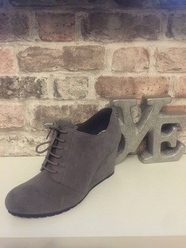 Women Clarks Coniston Water grey ankle 