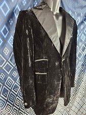 Broadway Tux Makers Chest 40" Length 31" Black Men