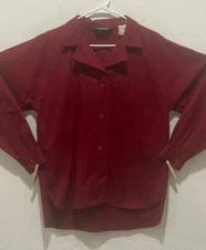 Woman's Woolrich Chamois Shirt Size M Long Sleeve Button Front Burgundy Made USA