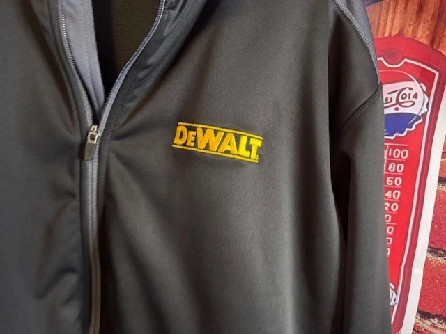 DeWALT Tools Mens Full Zip Jacket Size 2XL - Image 2 of 4