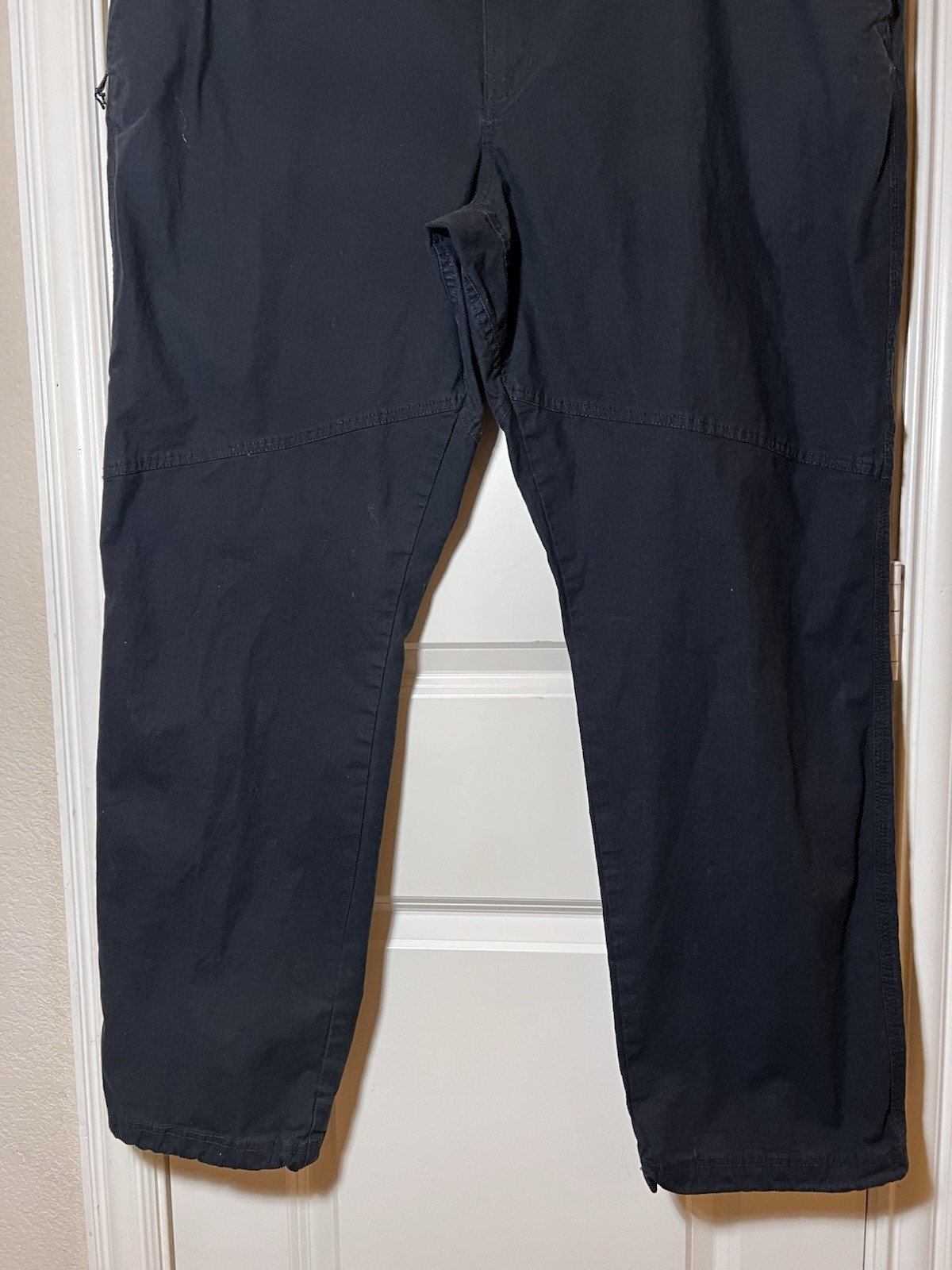 COLUMBIA Men's Black Straight Fit Utility Pants With Belt 44x32 thumbnail 6
