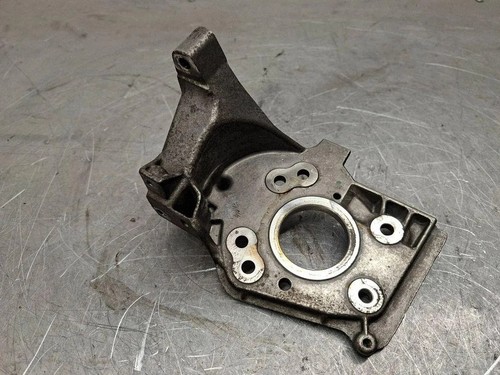 Fuel pump bracket