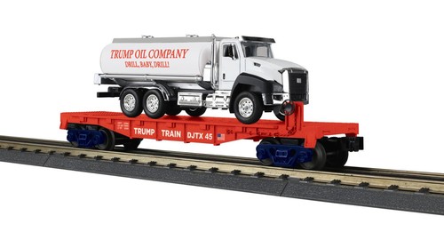 MTH 30-76938 RailKing Donald J. Trump #DJTX 45 vagón plano con camión de aceite calibre O nuevo | Zustand: New