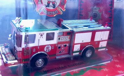 CODE 3 Collectibles 1:64  US-FEUERWEHR SONDERMODELL