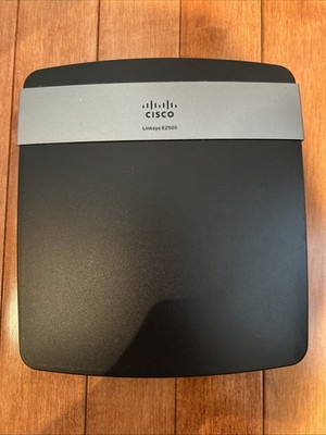 Linksys E2500 300 Mbps 4-Port 10/100 Wireless N Router