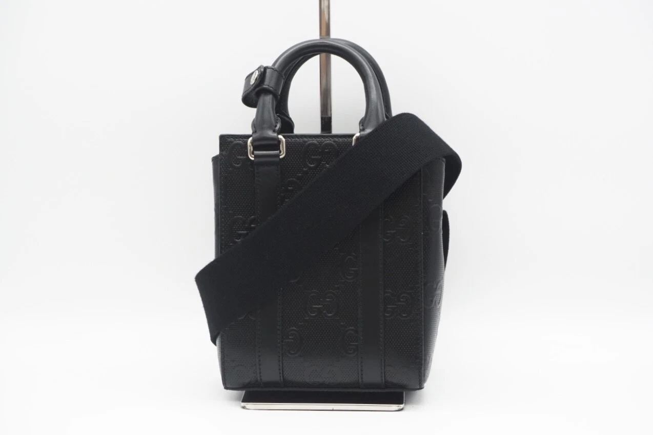 Sac Gucci/2Way 696010 Gg mini fourre tout en relief cuir noir