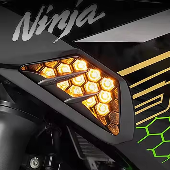 モダンデザイン LEDランプ LED Front Turn Signal Light For Kawasaki 2016-2023 ZX6R For