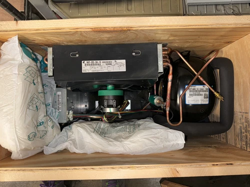 NEW COPELAND M4CF-E052-CAA-143 EMERSON Compressor Beckman Centrifuge B04073