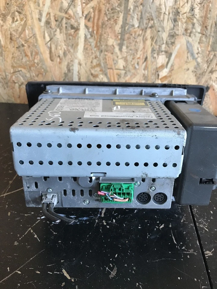 Volvo S60 2002 Year Rhd Radio Cd Player 86511551 - Image 4 of 4