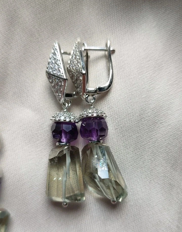 Einmalige Ohrhänger Mit Bezaubernden Amethysten Und Prasiolithen - Bild 3 von 4