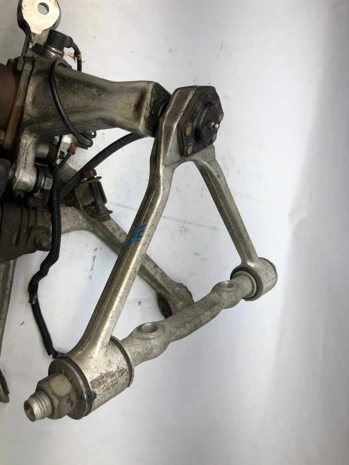 Chevrolet Corvette C4 1988-1990 conjunto de buje de nudillo delantero izquierdo conductor Foto 3 de 4