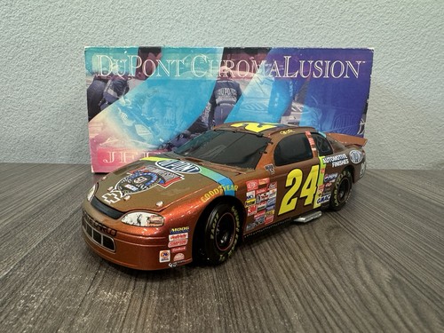 1998 Jeff Gordon #24 Chromalusion 1:24 NASCAR Action MIB %