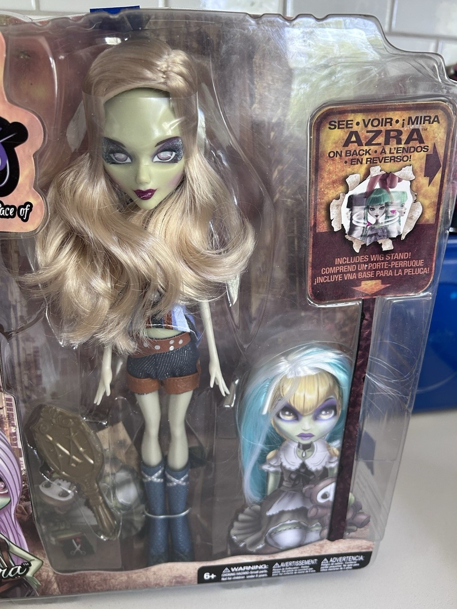 Mystixx Playhut Vampires Azra Doll Reversable Head New - Package