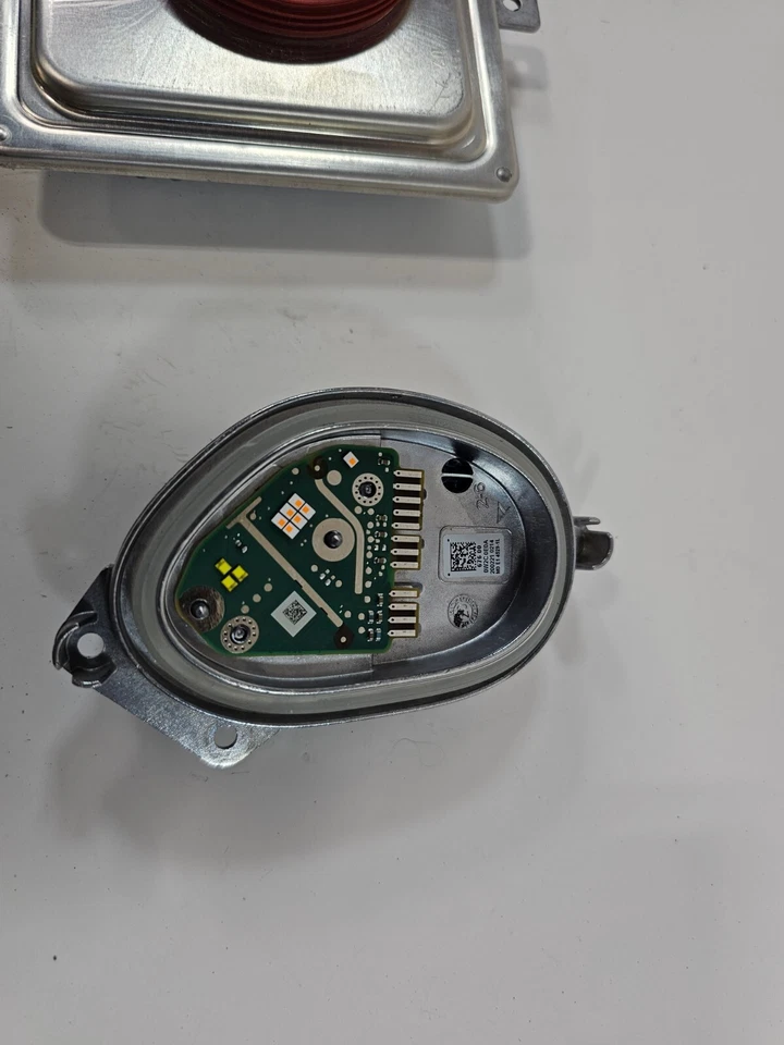 19 - 23 Genuine BMW X5 X6 G05 G06 Laser Headlight Module Set LEFT DRIVERS - Image 4 of 4