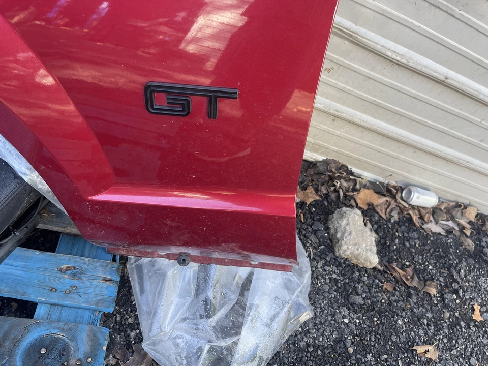 2005 - 2009 Ford Mustang GT Front Driver Left Fender Assembly Red Tested Oem — 第 3/4 张图片