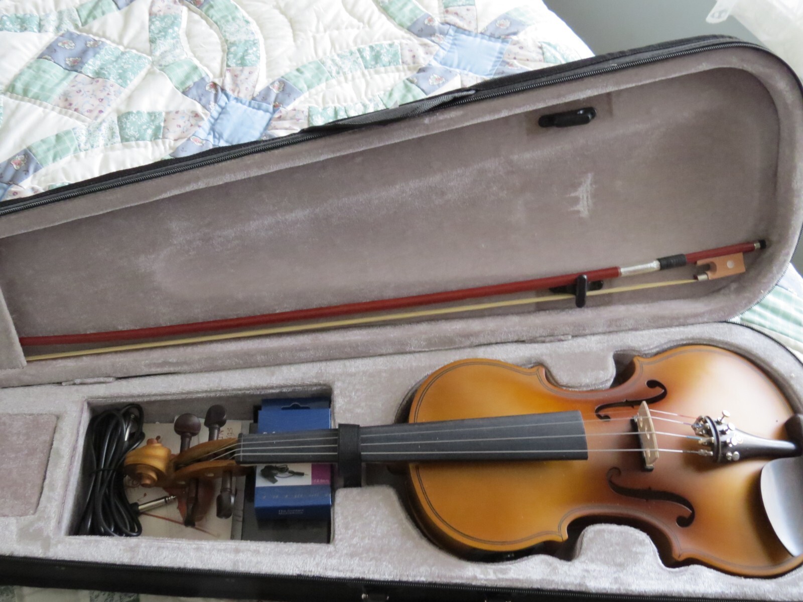 4/4 Full Size Acoustic EQ Violin Fiddle with Bow Rosin Hard Case Matte