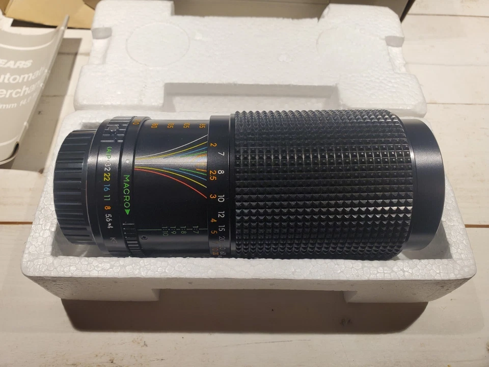 Sears 70 To 210mm F4.0 Macro/ One-Touch Zoom Lens - Image 3 of 4