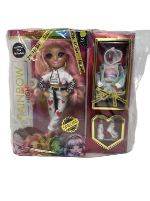 Rainbow High Kia Hart Fashion Doll (Exclusive Valentine s Day - Special Edition)