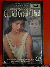 CON GLI OCCHI CHIUSI  DEBORA CAPRIOGLIO - 1994  VHS - SKORPION 