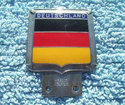 VINTAGE 1960s DEUTSCHLAND / GERMANY CAR BADGE ~GERMAN FLAG BMW MERCEDES JR GAUNT