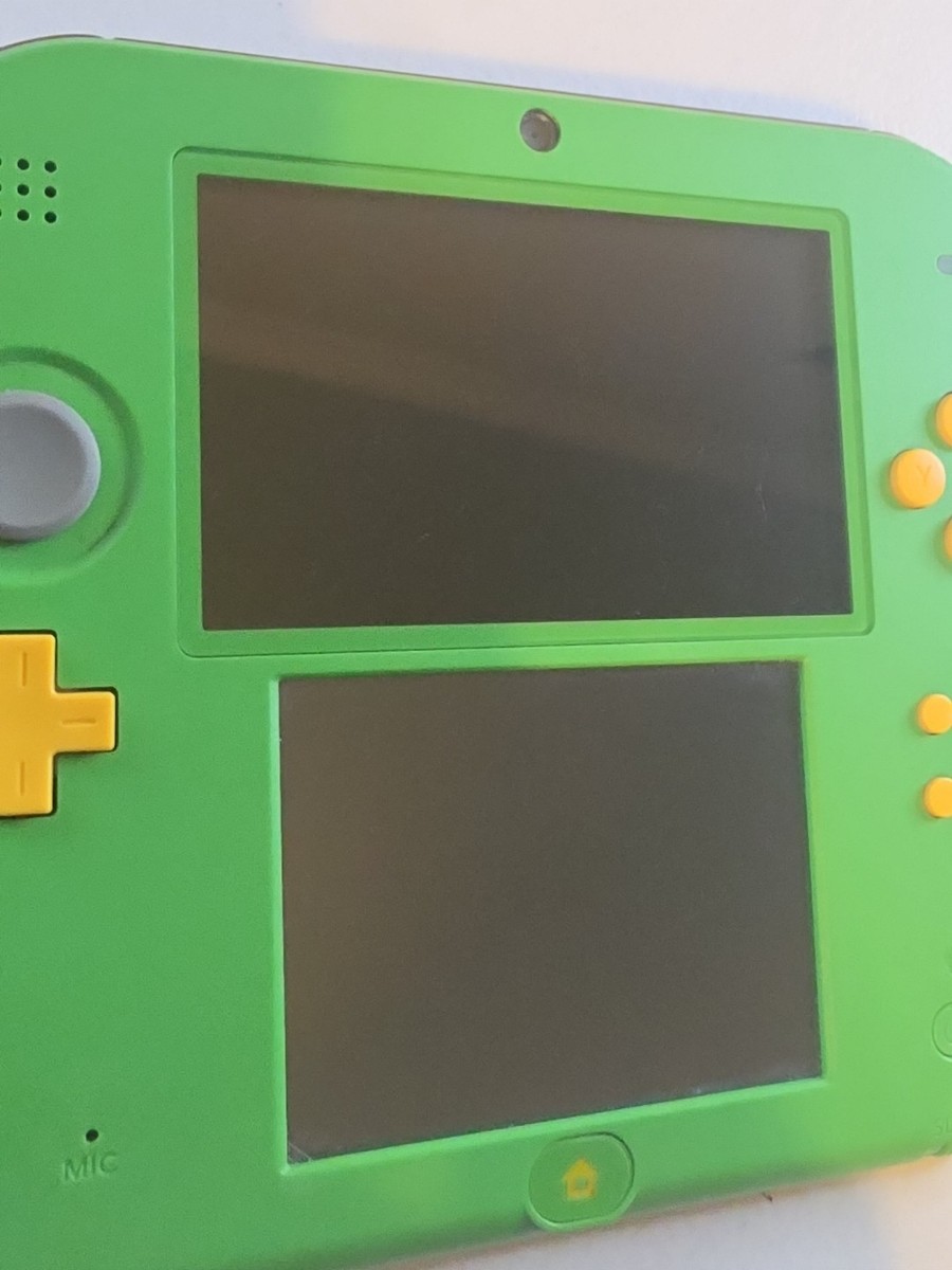 Nintendo 2DS Zelda Ocarina Of Time 3D Link Edition Console - With