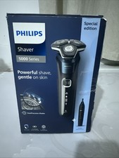 Philips Series 5000 Men's Electric Shaver S5880/50 Wet & Dry With SkinIQ