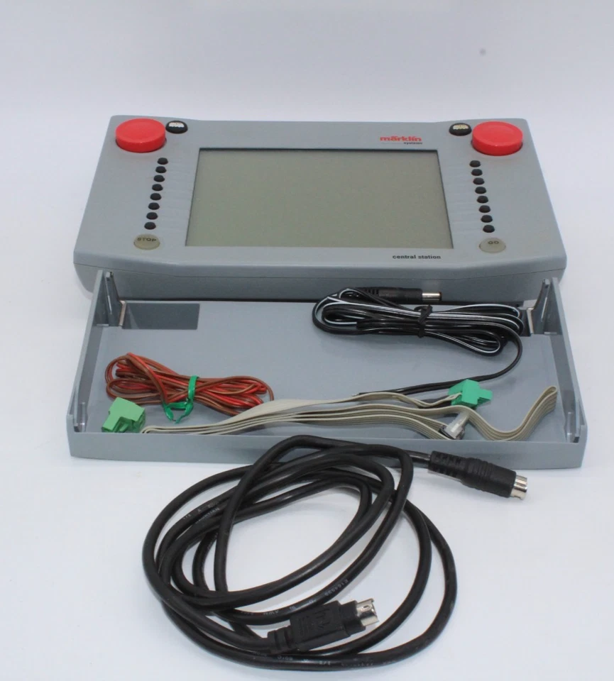 Märklin 60212 Central Station mit Zubehörkabel , Betriebsanleitung in OVP - Bild 2 von 4