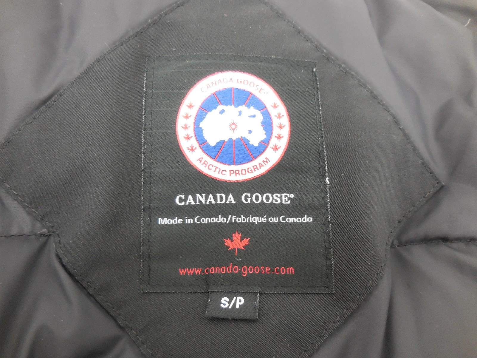 CANADA GOOSE KAMLOOPS DOWN JACKET size:S Canada Goose Kamloops Down Jacket Outer thumbnail 3