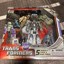 Transformers Universe 25th Anniversary Bruticus Maximus Action Figure
