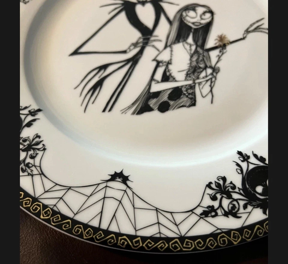 Prato de jantar Disney Nightmare Before Christmas Jack Skellington com borda dourada 4x - Imagem 4 de 4