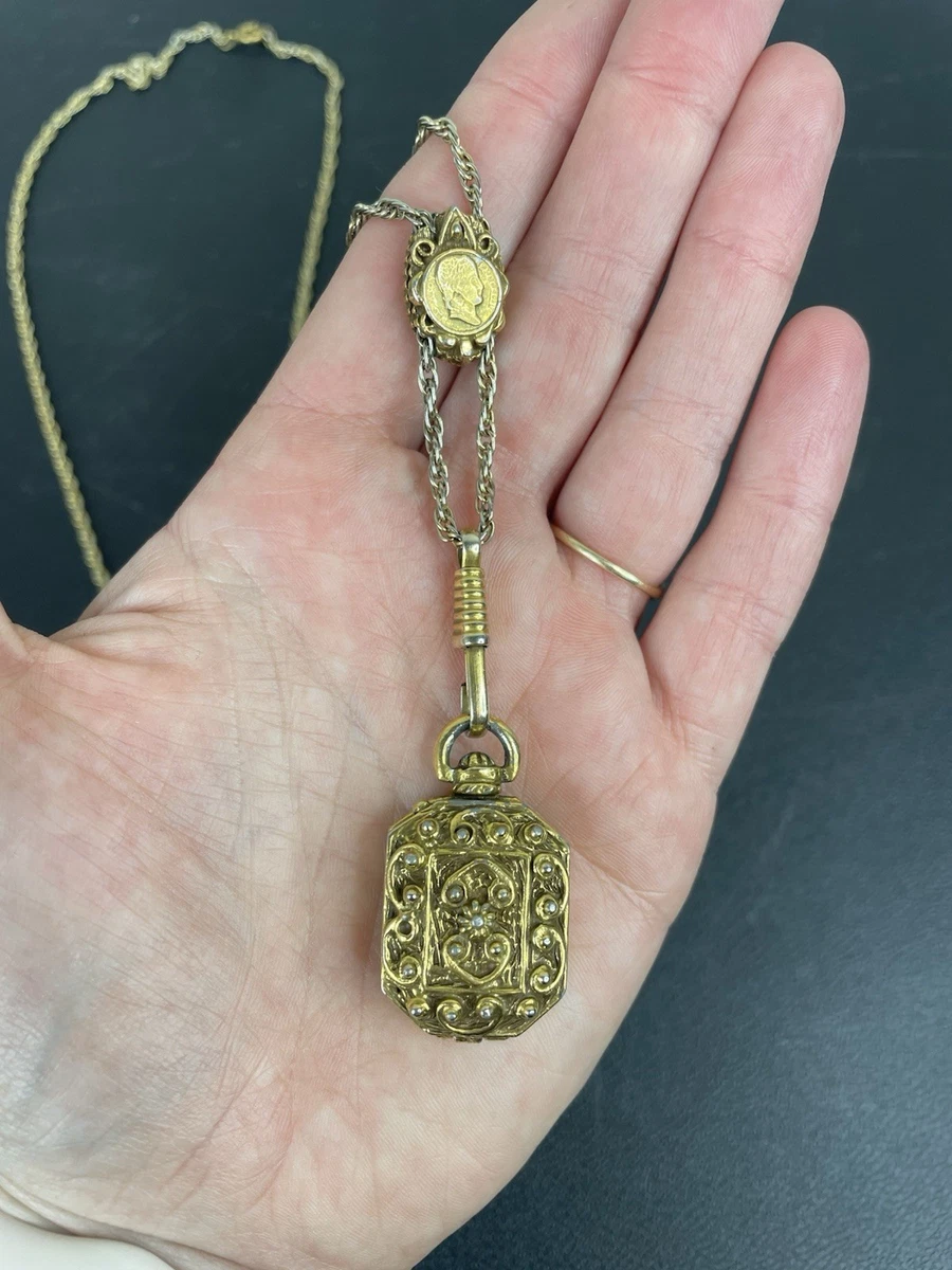 Vintage Goldette Jewelry In Retro Costume Necklaces & Pendants for