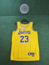 Nike LeBron James Lakers Icon Edition Men's Medium Swingman Jersey DEFECT