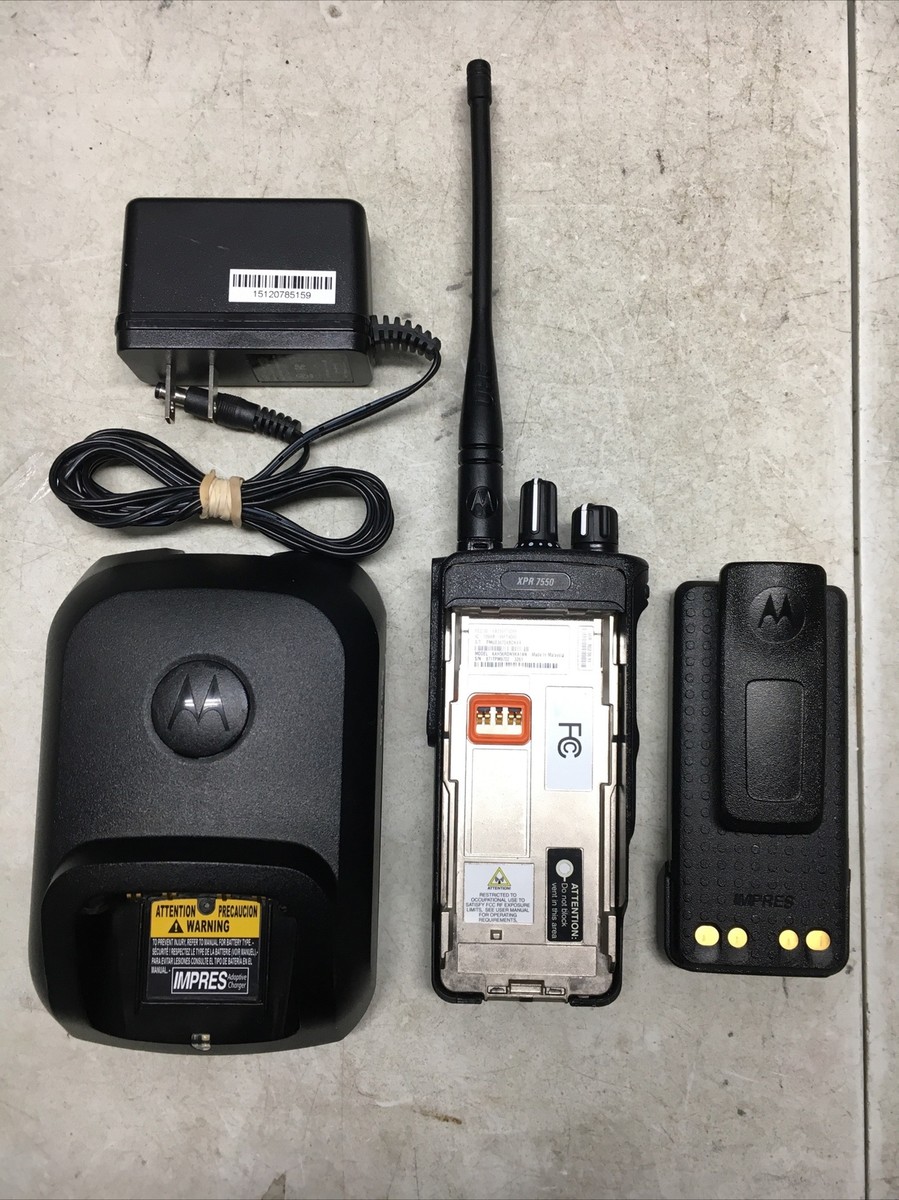 Motorola XPR7550 UHF CPS 16 portable radio AAH56RDN9KA1AN AES