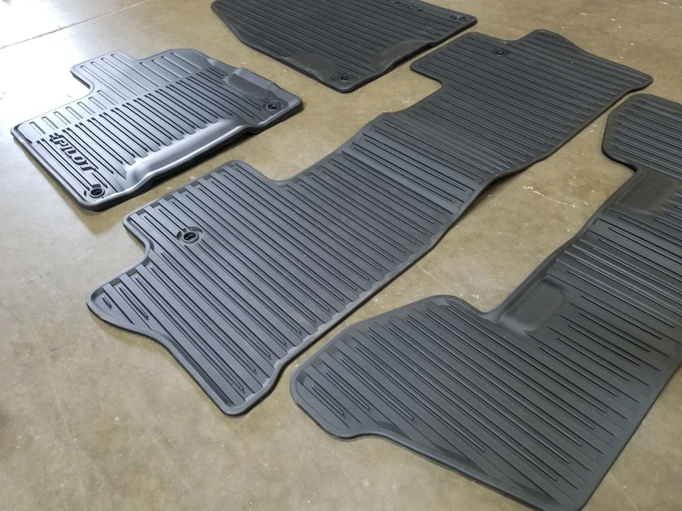 16-22 Honda Pilot All Weather Rubber Floor Mat Set New Genuine OEM 08P17-TG7-101 - Image 4 of 4