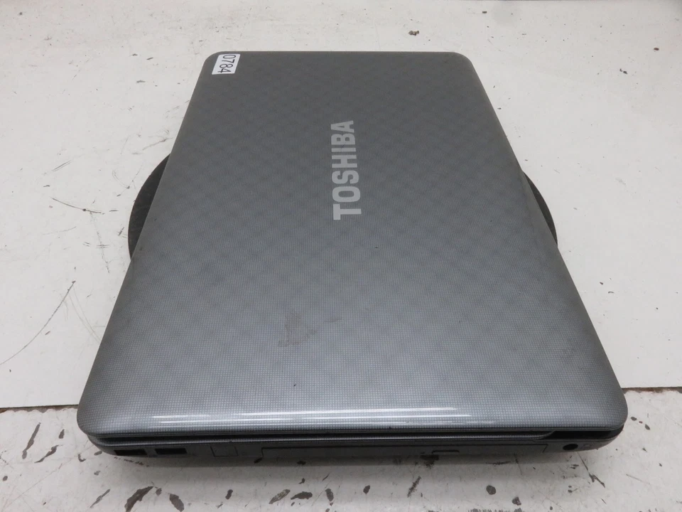 Portátil Toshiba Satellite L755-S5248 Intel Pentium B940 8 GB Ram sin disco duro ni batería Foto 4 de 4